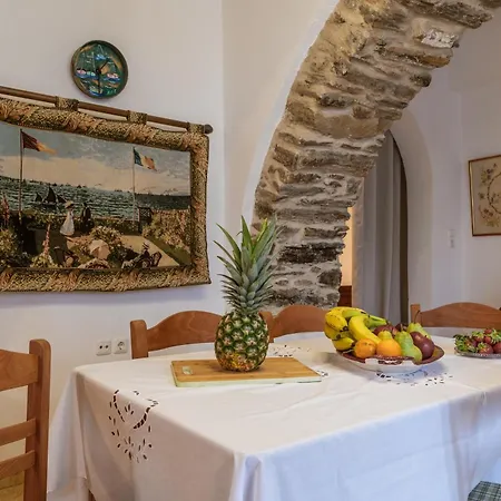 Traditional House In Holiday home *